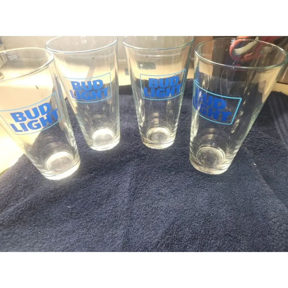 Bud Light 20oz Set Of 4 Glasses New